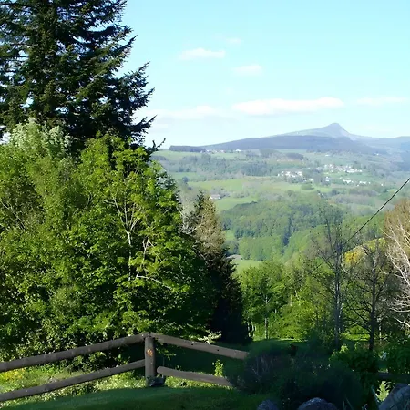 Les Bannes * Saint-Sauves- dʼAuvergne